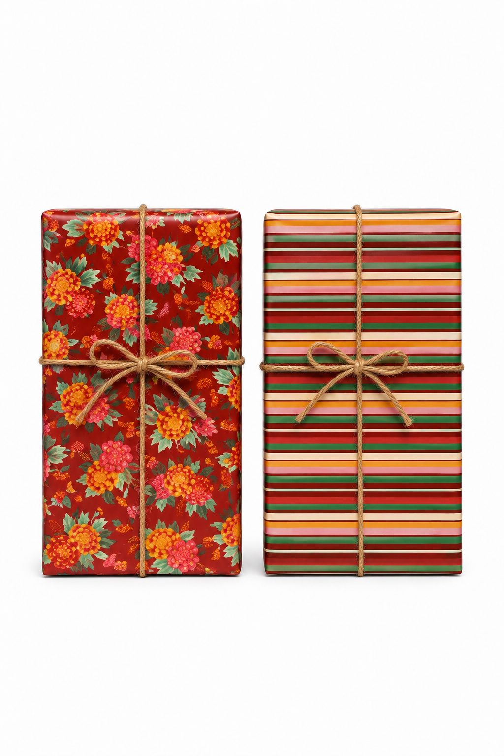 Rollo de papel de regalo Amalfi: dos regalos envueltos, uno con cada cara, flores y franjas